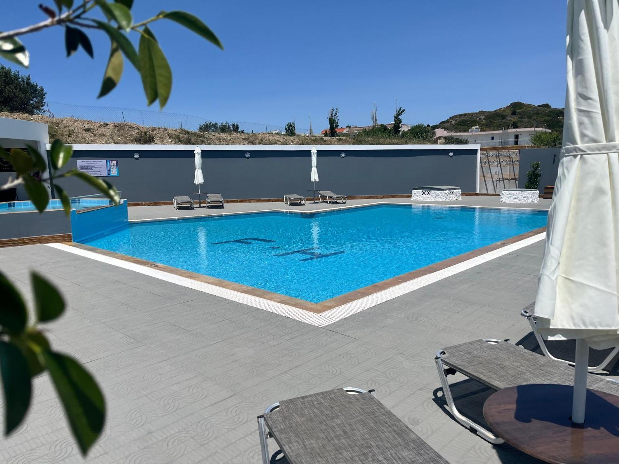 Family House Faliraki Studios Apartments المظهر الخارجي الصورة